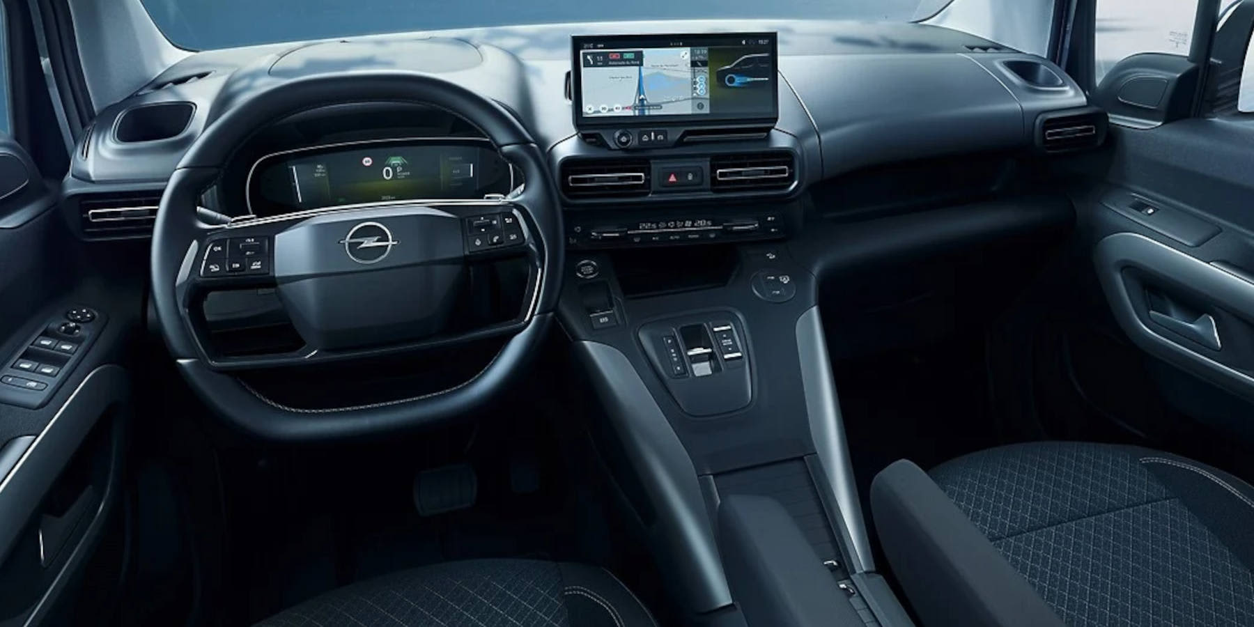 Opel Combo Electric Innenraum Cockpit