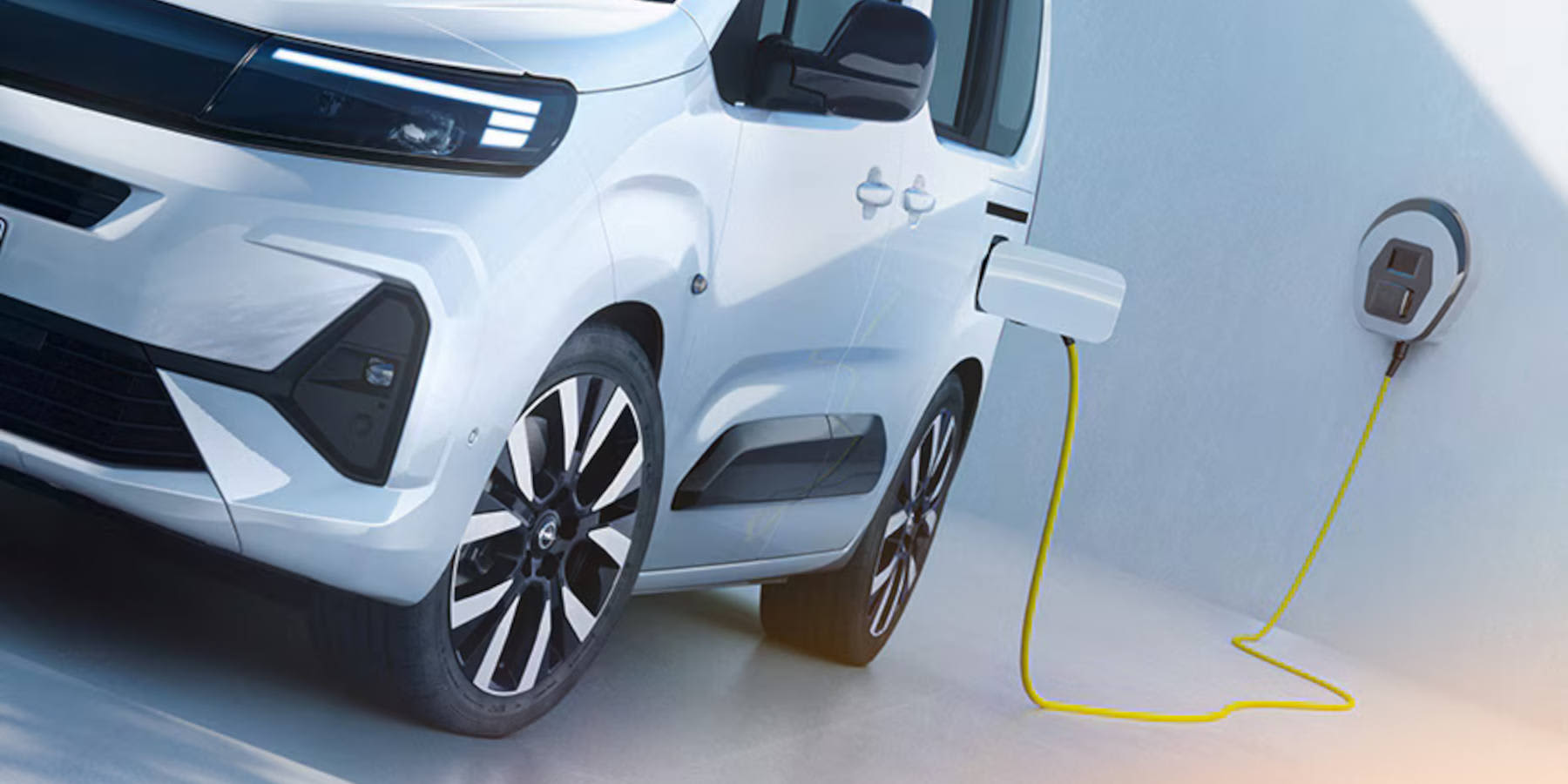 Opel Combo Electric Aufladen Ladestation