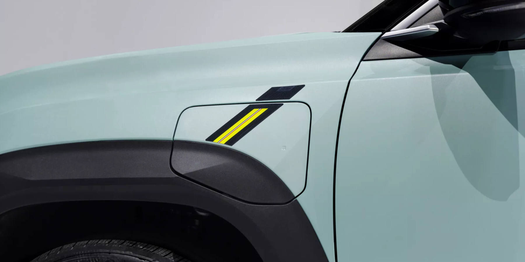 Renault 4 E-Tech Ladebuchse geschlossen