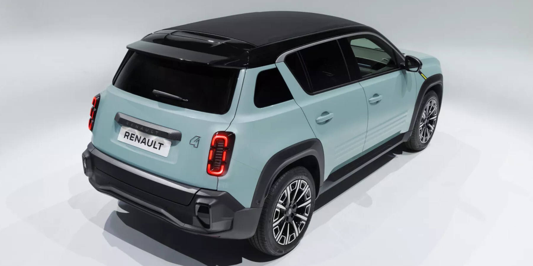 Renault 4 E-Tech Heck seitlich