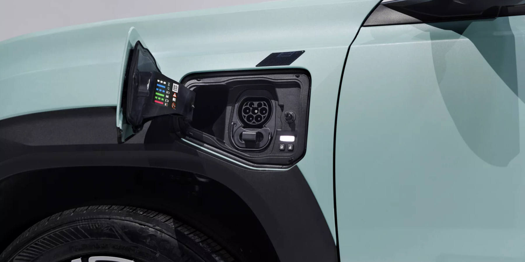 Renault 4 E-Tech Ladebuchse offen