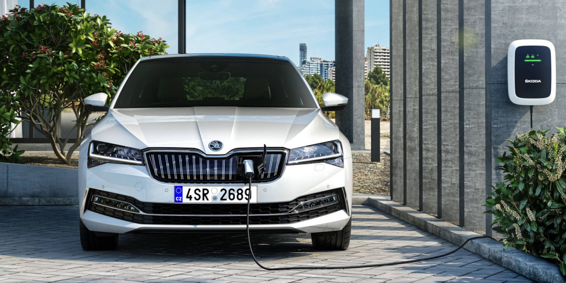 Skoda Superb iV Front 