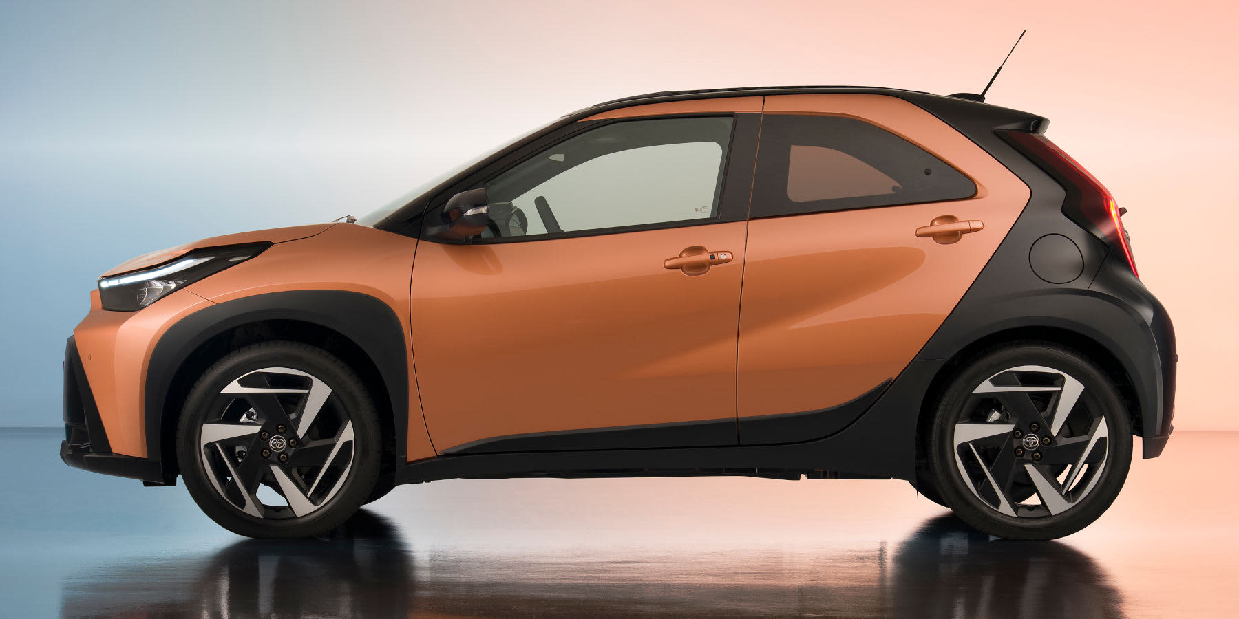 Toyota Aygo X Hybrid Seitenansicht