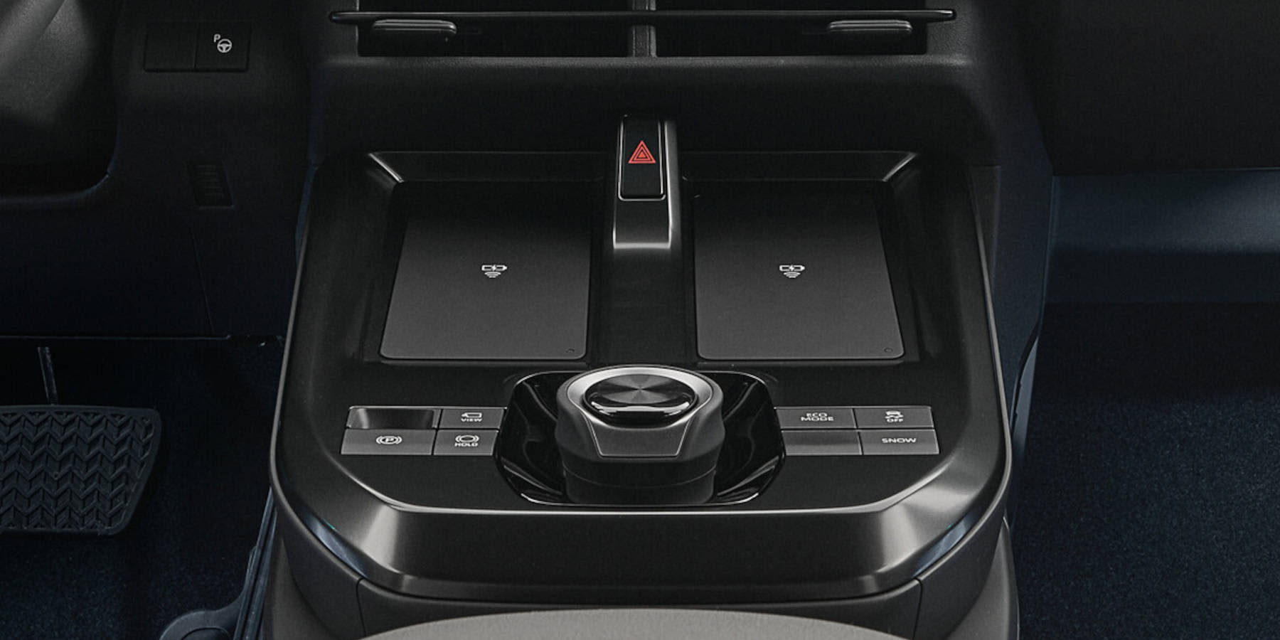 Toyota C-HR+ Innenraum Mittelkonsole