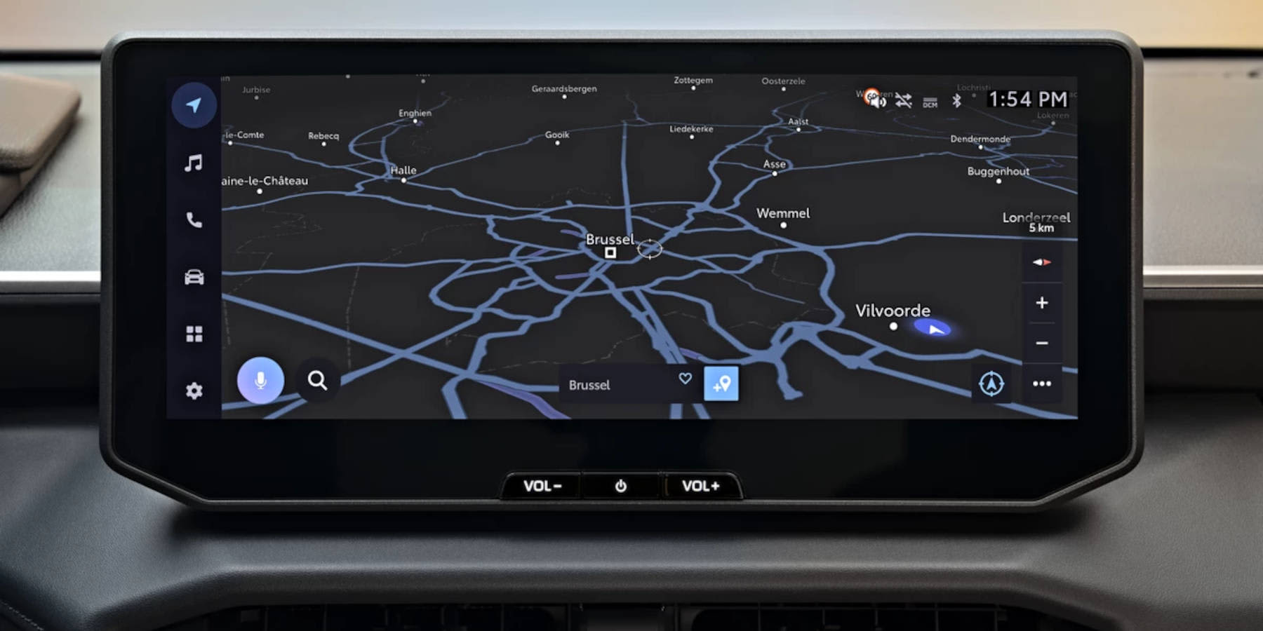 Toyota Hilux BEV Innenraum Übersicht Infotainment
