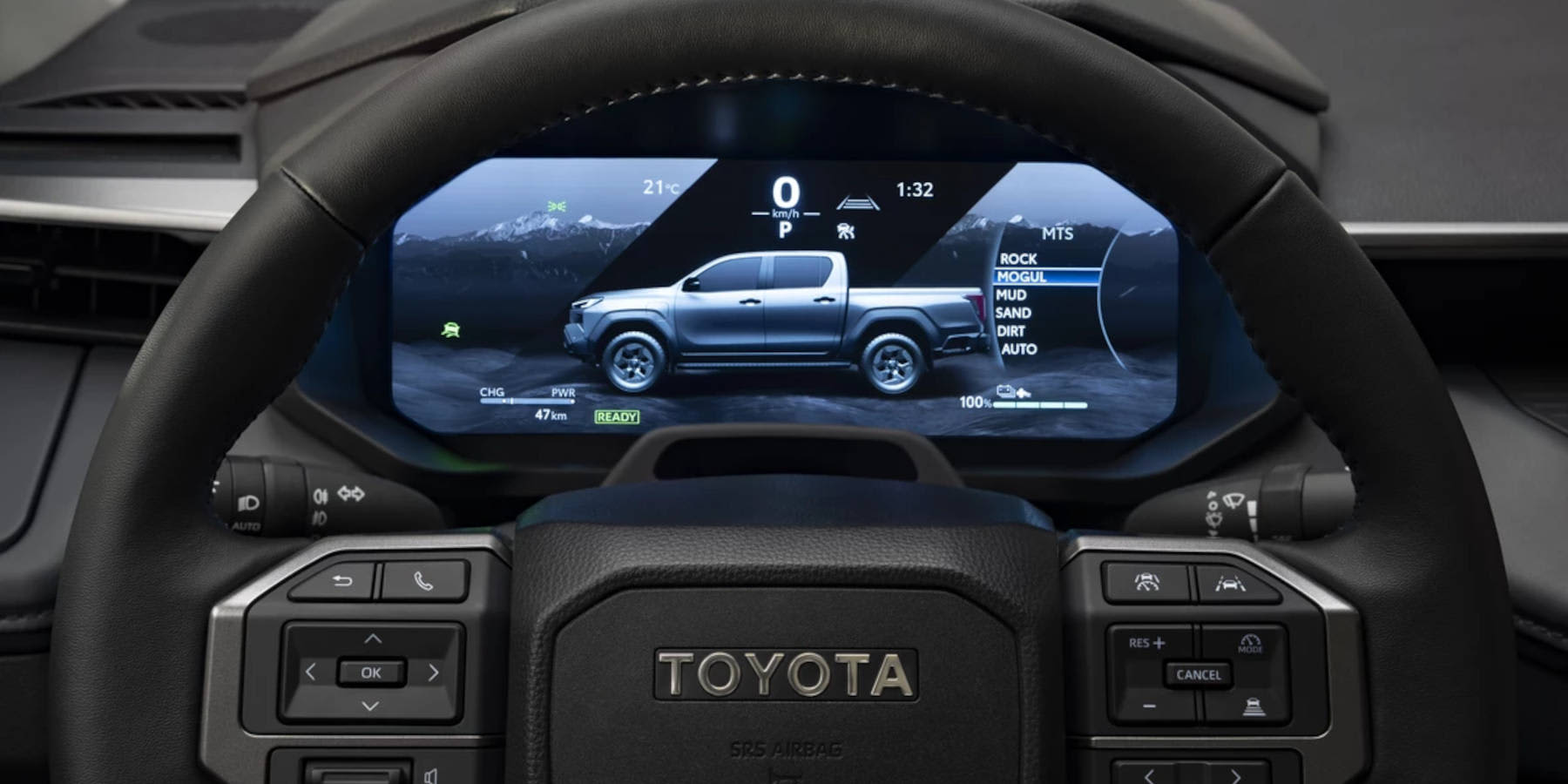Toyota Hilux BEV Innenraum Übersicht Lenkrad