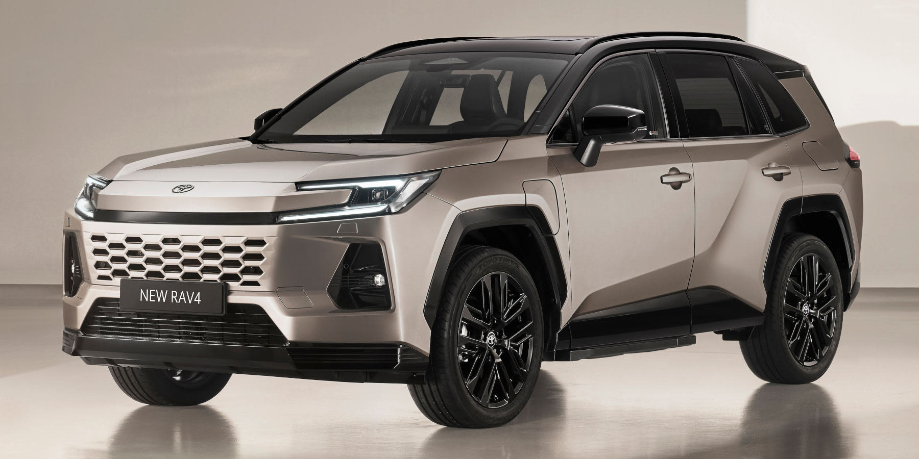 Toyota RAV4 Front seitlich