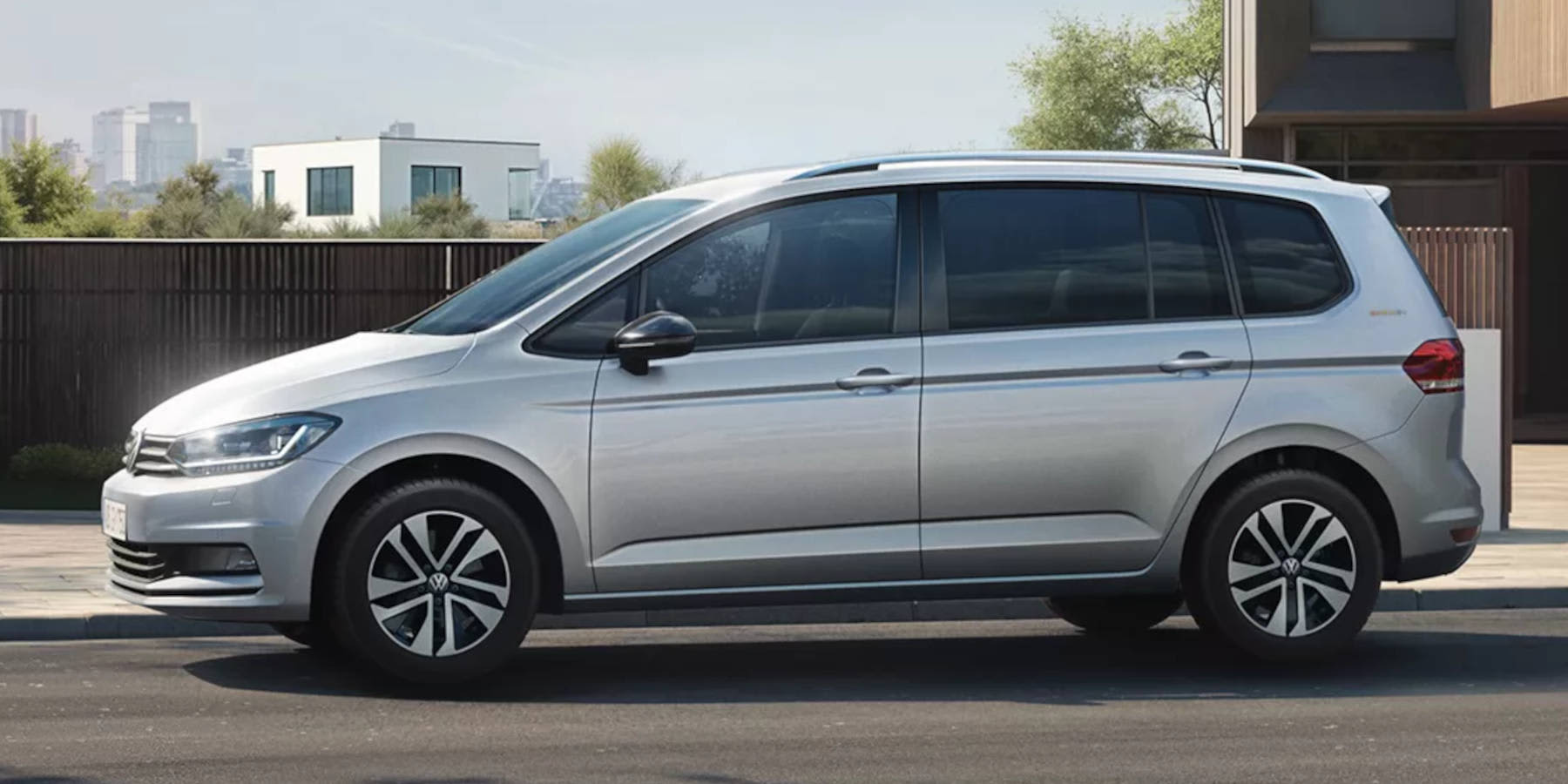VW Touran ENERGY Seitenansicht