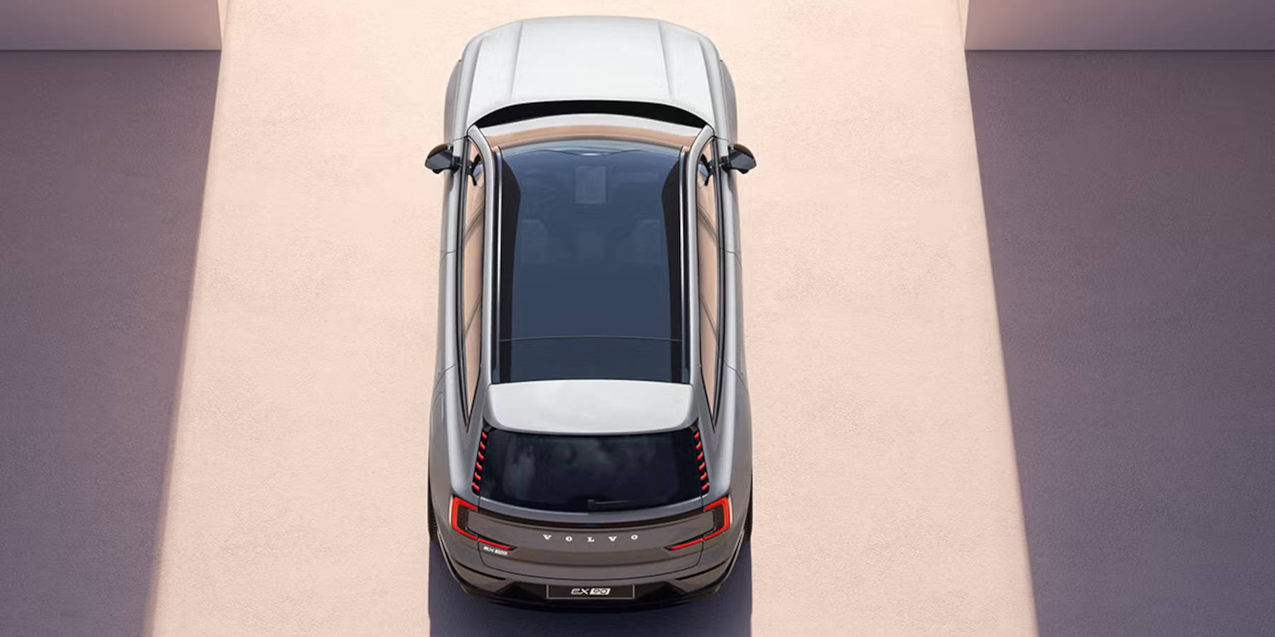 Volvo EX90 Heckansicht von oben