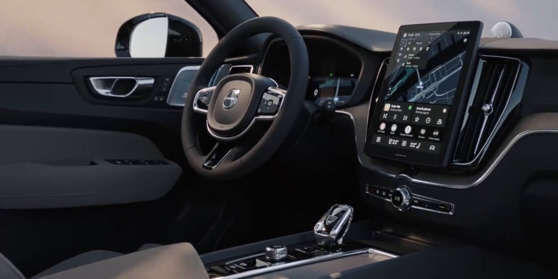 Volvo XC60 Plug-in-Hybrid Innenraum Cockpit 