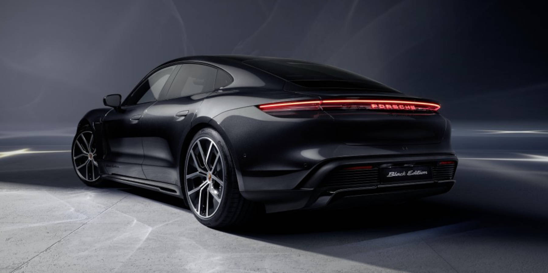 Porsche Taycan hinten