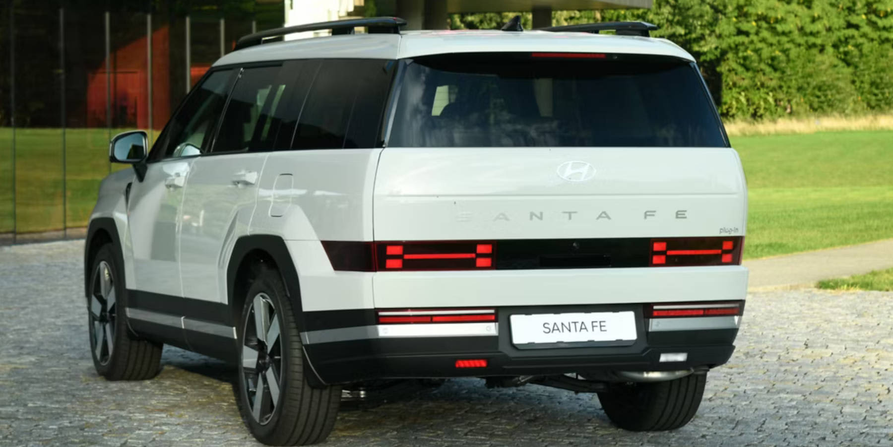 Hyundai Santa Fe Hybrid Heckansicht