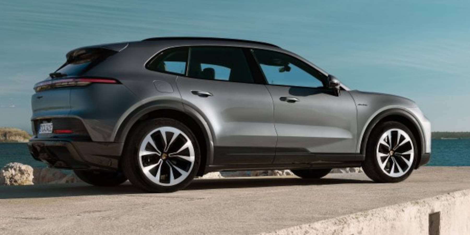 Porsche Cayenne Electric Seitenansicht