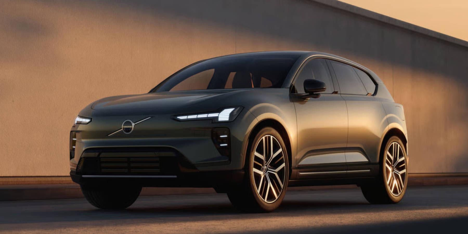 Volvo EX60 seitliche Frontansicht 
