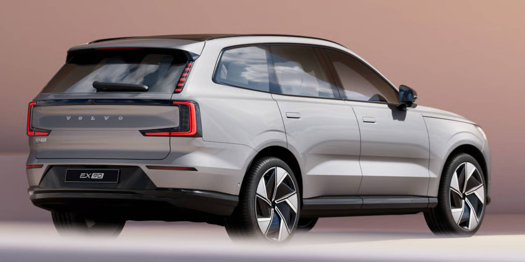 Volvo EX90 seitliche Heckansicht