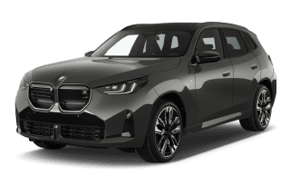 Schräge Frontansicht auf einen BMW X3 , freigestellt