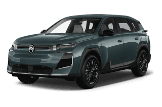 Schräge Frontansicht auf einen Citroën C5 Aircross PLUS, freigestellt