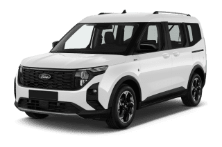 Schräge Frontansicht auf einen Ford Tourneo Courier Trend, freigestellt