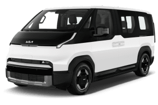 Schräge Frontansicht auf einen Kia PV5 Passenger Plus, freigestellt
