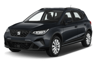 Schräge Frontansicht auf einen SEAT Arona FR, freigestellt