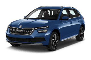 Schräge Frontansicht auf einen Skoda Kamiq Tour, freigestellt