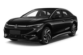 Schräge Frontansicht auf einen Volkswagen ID.7 Pro S, freigestellt