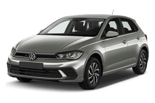 Schräge Frontansicht auf einen Volkswagen Polo R-Line, freigestellt