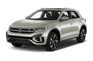 Schräge Frontansicht auf einen Volkswagen T-Roc Life, freigestellt
