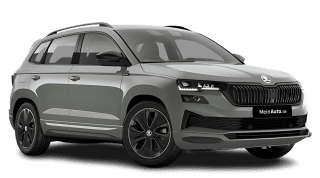 Schräge Frontansicht auf einen Skoda Karoq Sportline, freigestellt
