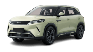 Schräge Frontansicht auf einen BYD Atto 2 Comfort, freigestellt