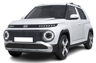 Schräge Frontansicht auf einen Hyundai Inster Prime, freigestellt
