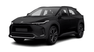 Schräge Frontansicht auf einen Toyota bZ4X Teamplayer, freigestellt