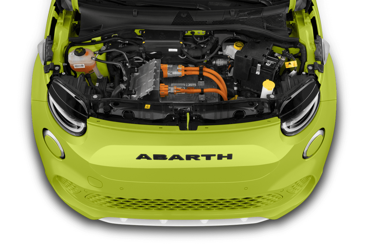 Motorraum eines Abarth 500e