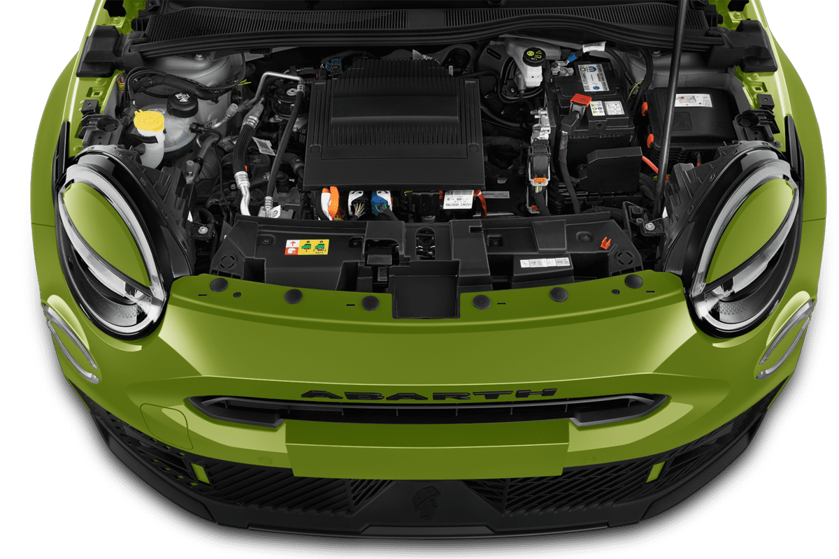 Motorraum eines Abarth 600e 