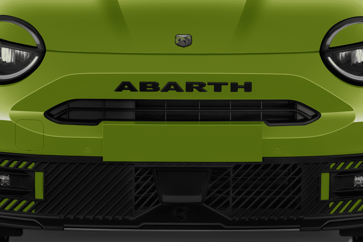 Kühlergrill eines Abarth 600e 