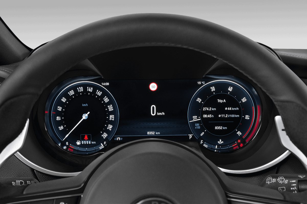 Kombiinstrument eines Alfa Romeo Giulia Quadrifoglio