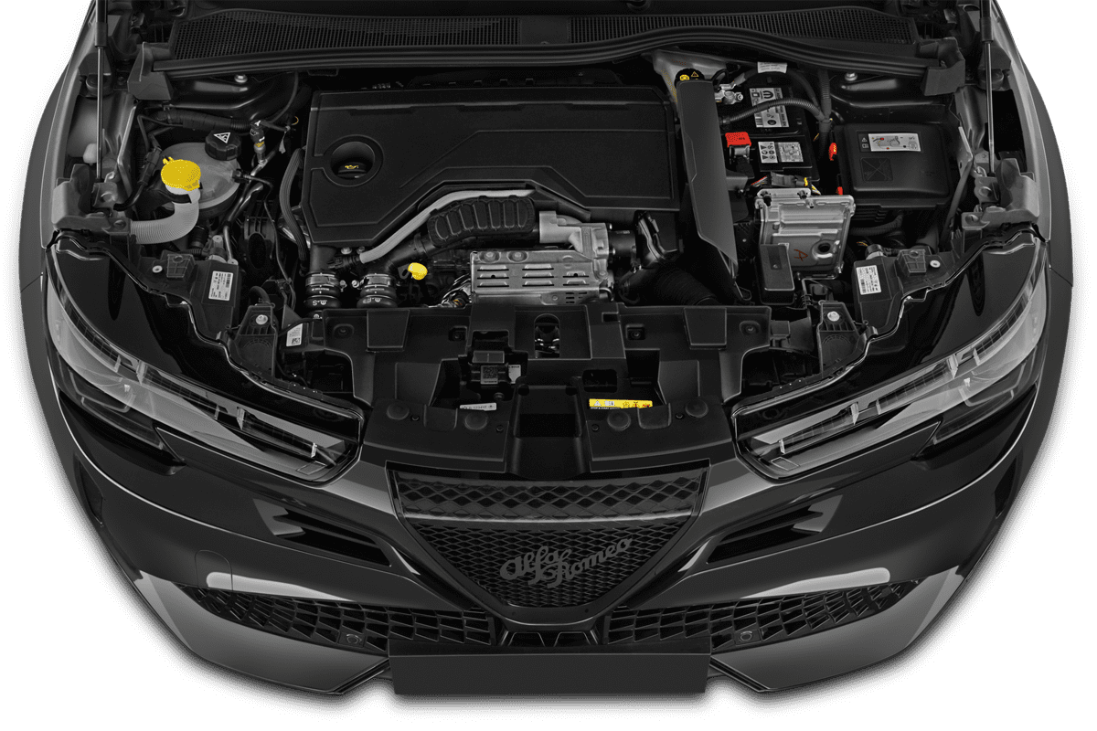 Motorraum eines Alfa Romeo Junior Ibrida