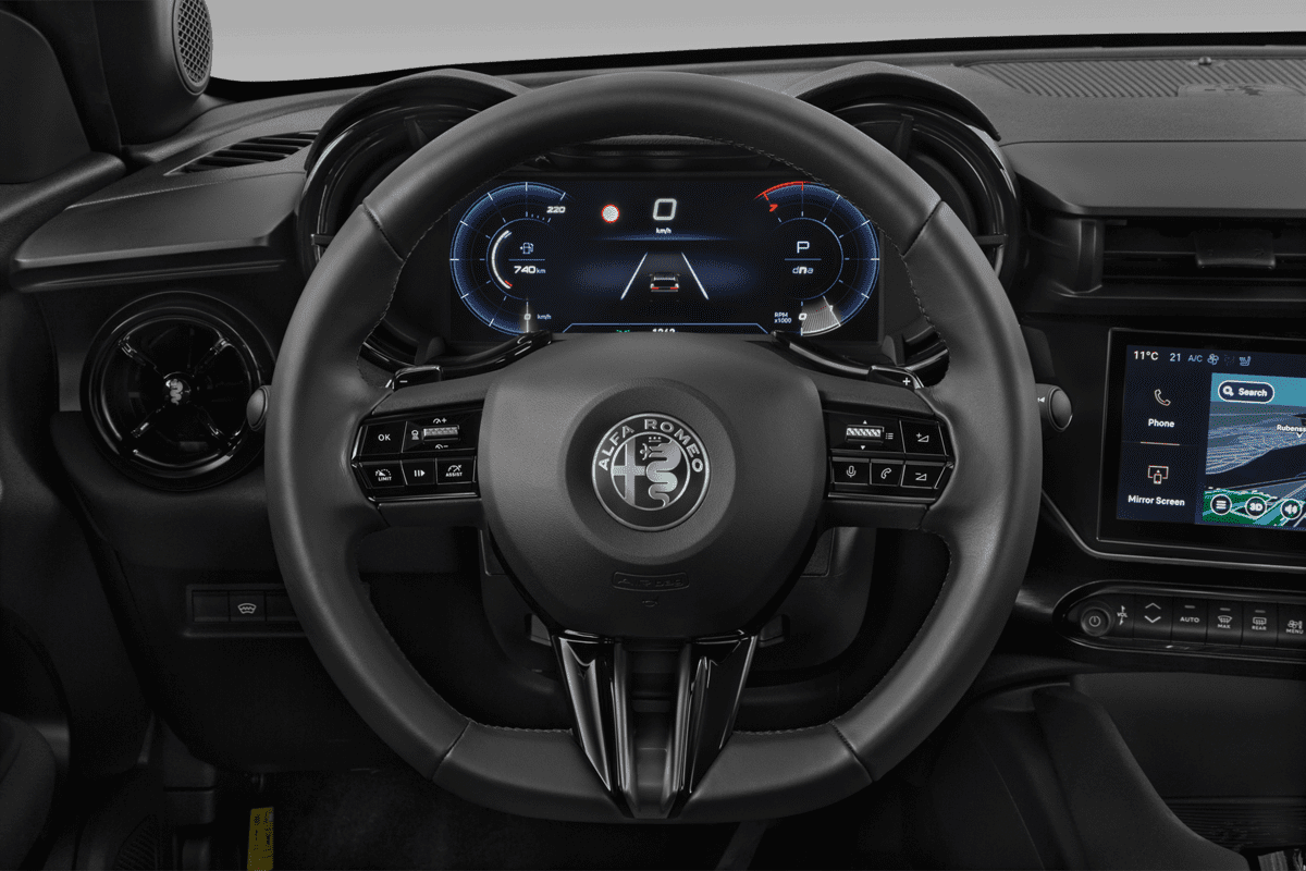 Lenkrad eines Alfa Romeo Junior Ibrida