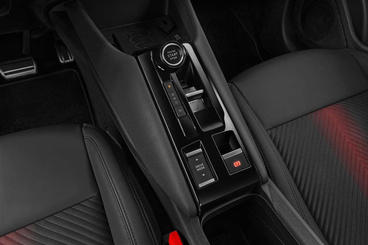 Schaltknüppel eines Alfa Romeo Junior Ibrida