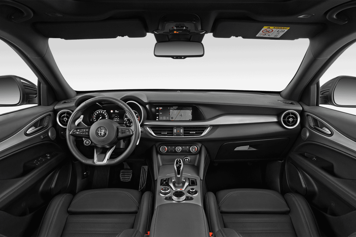 Armaturenbrett eines Alfa Romeo Stelvio 