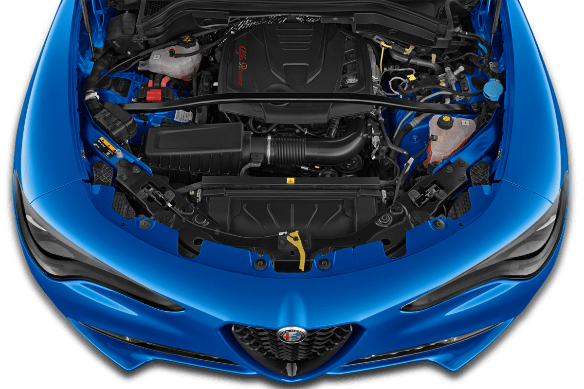 Motorraum eines Alfa Romeo Stelvio 