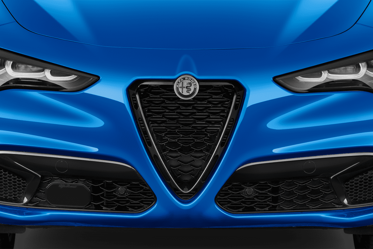 Kühlergrill eines Alfa Romeo Stelvio 