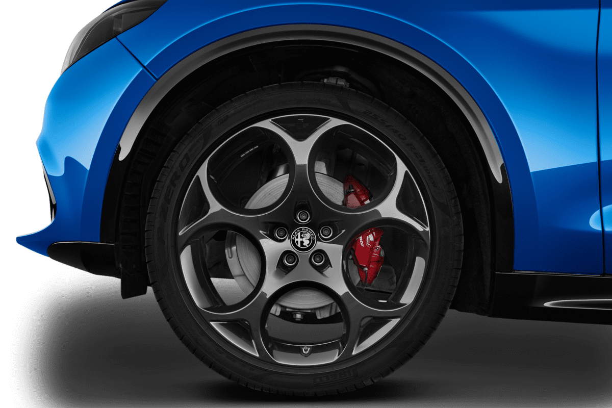 Radkappe oder Felge eines Alfa Romeo Stelvio 