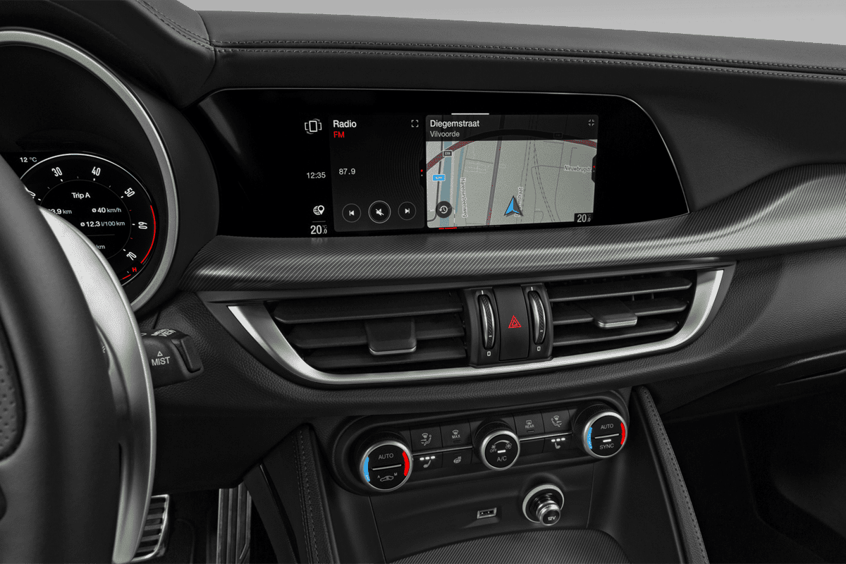 Mittelkonsole eines Alfa Romeo Stelvio 