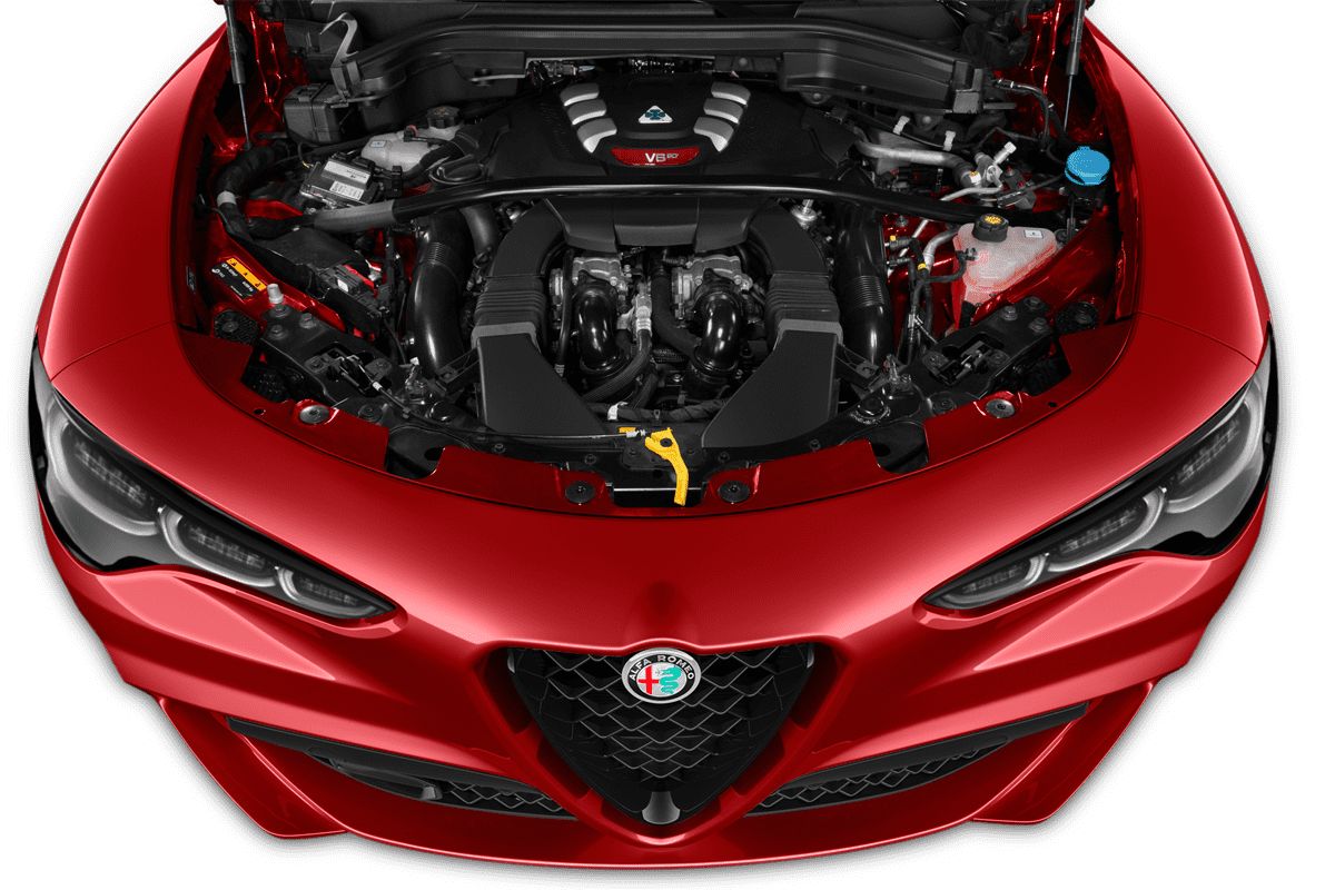 Motorraum eines Alfa Romeo Stelvio Quadrifoglio