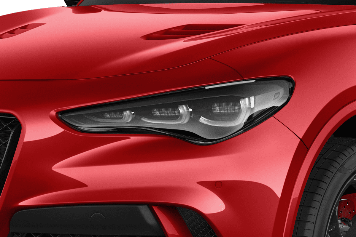 Frontscheinwerfer eines Alfa Romeo Stelvio Quadrifoglio