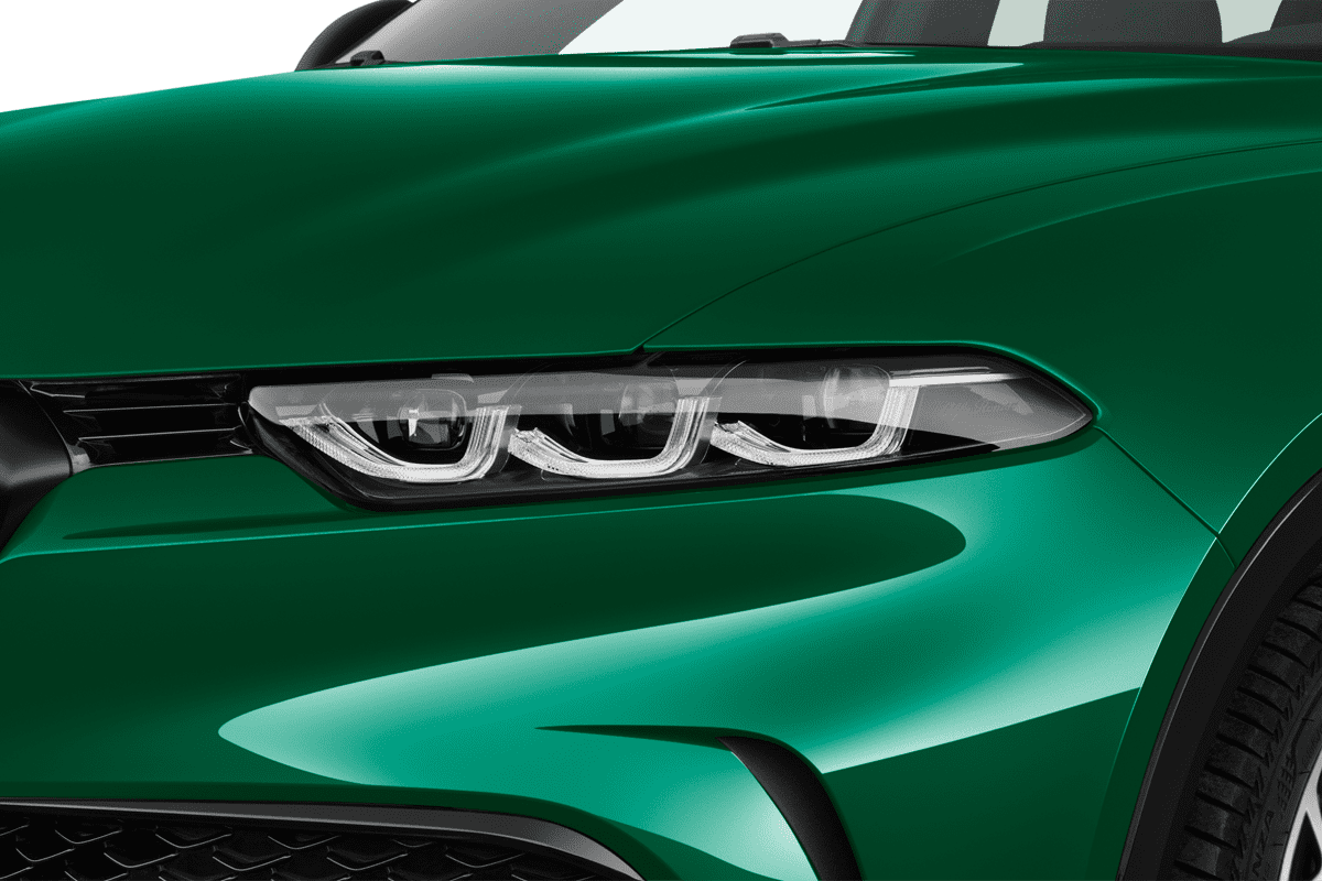 Frontscheinwerfer eines Alfa Romeo Tonale Plug-In-Hybrid