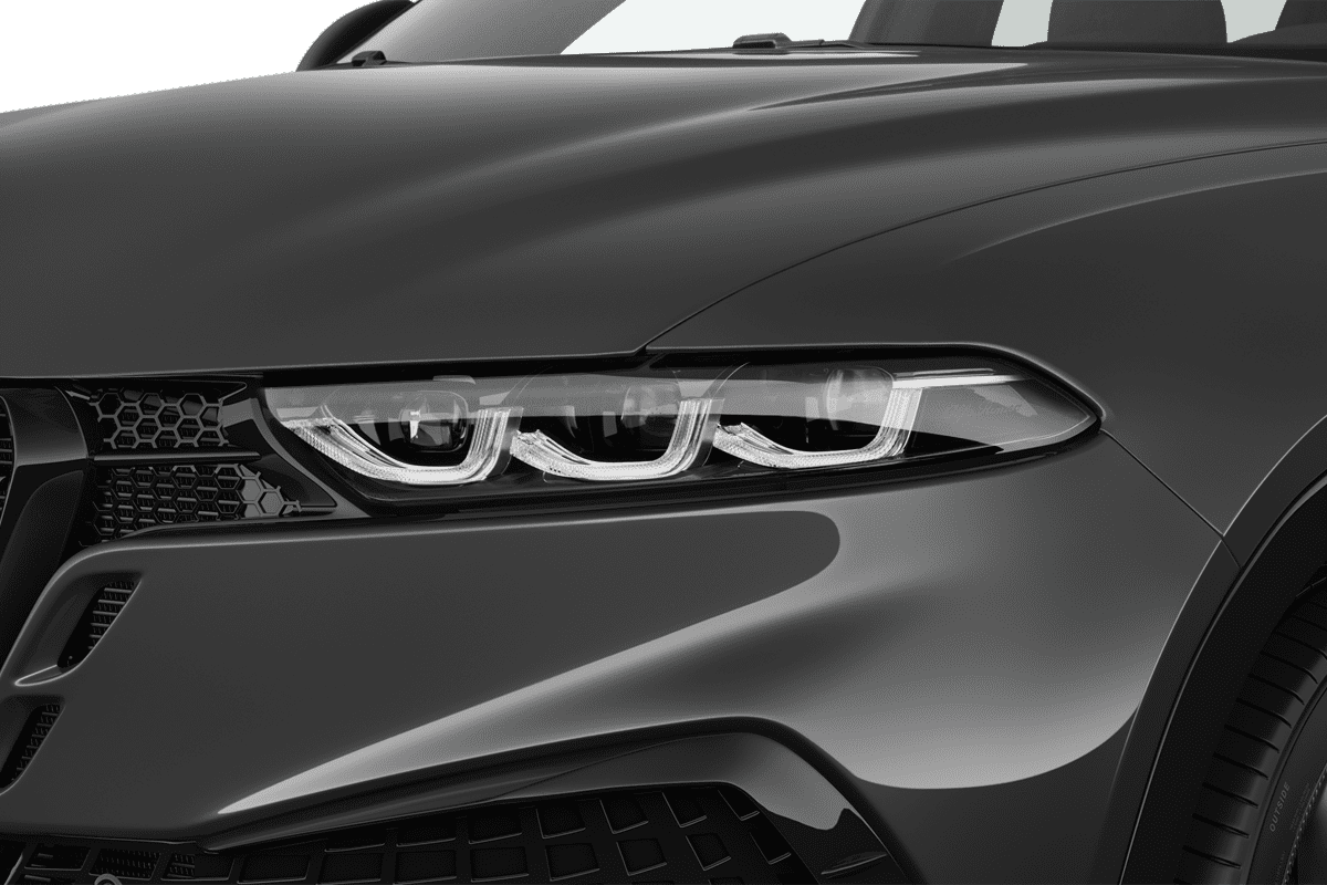 Frontscheinwerfer eines Alfa Romeo Tonale