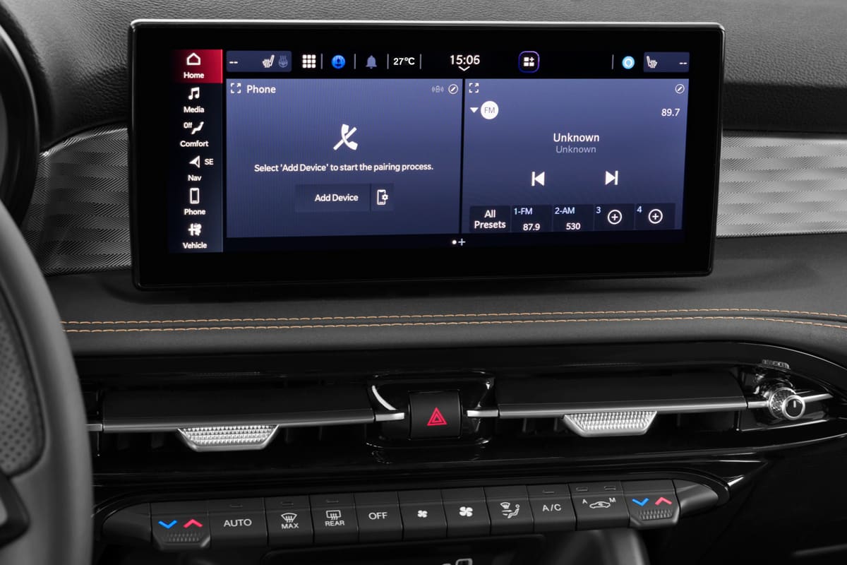 Mittelkonsole eines Alfa Romeo Tonale