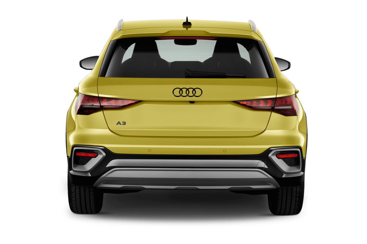 Heckansicht eines Audi A3 allstreet